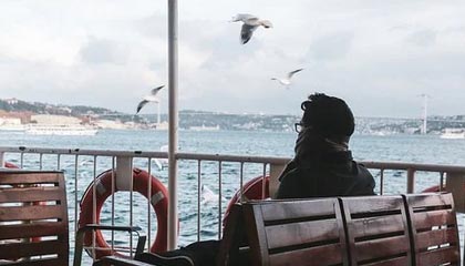 爱游戏app下载-中国足球职业俱乐部强化教练团队梯队构建，足球队教练组架构